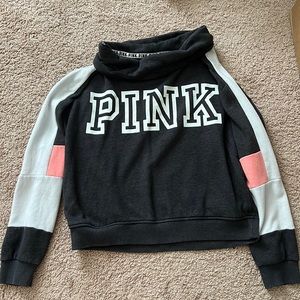 Pink crop sweatshirt size L